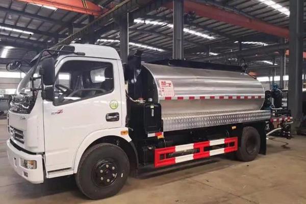 asphalt distributor truck Tanzania_2